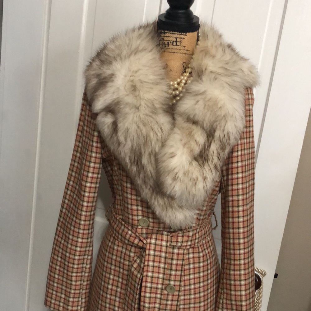 NICOLE MILLER • Beautiful Plaid Double-Breasted Trench Coat - Picture 4 of 16